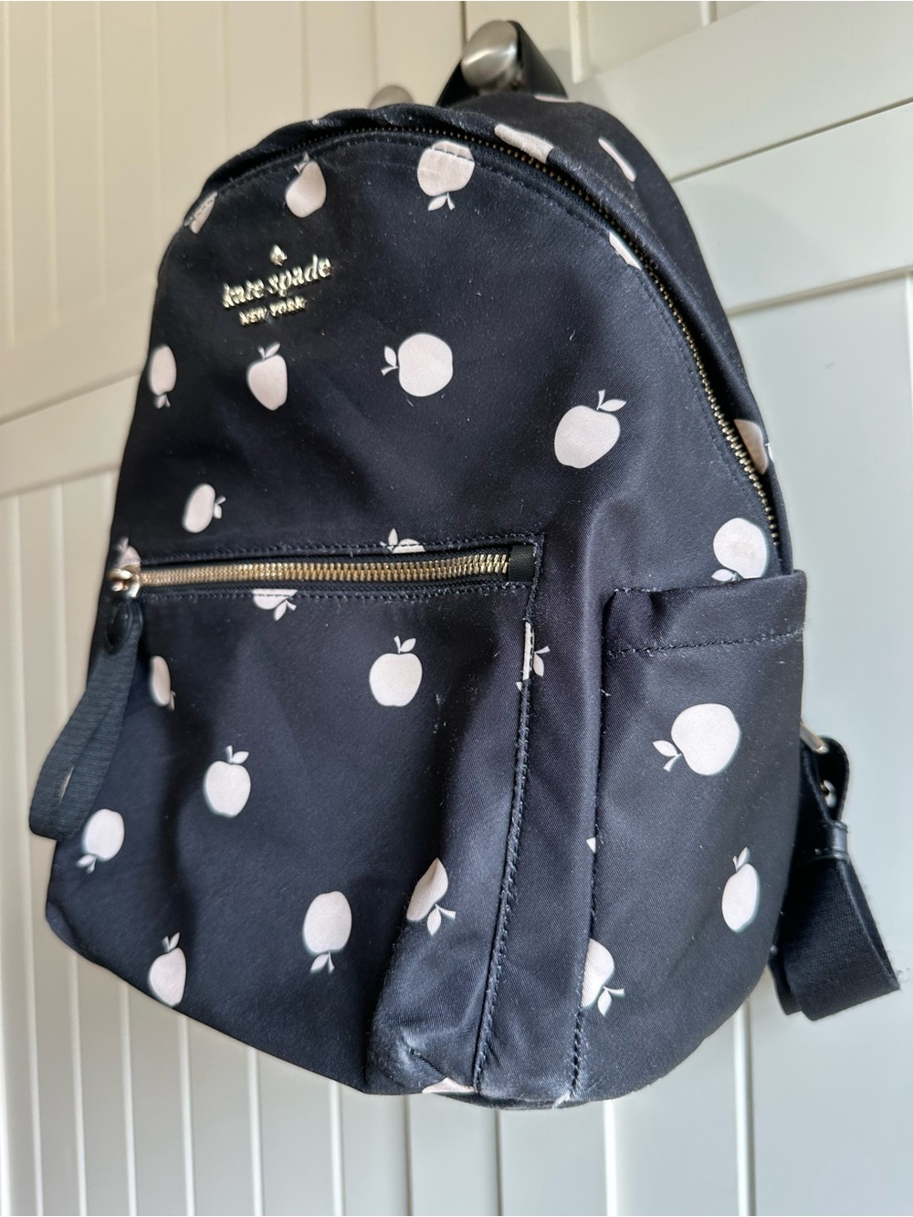 kate spade chelsea black and white apple print nylon backpack - Picture 4 of 15